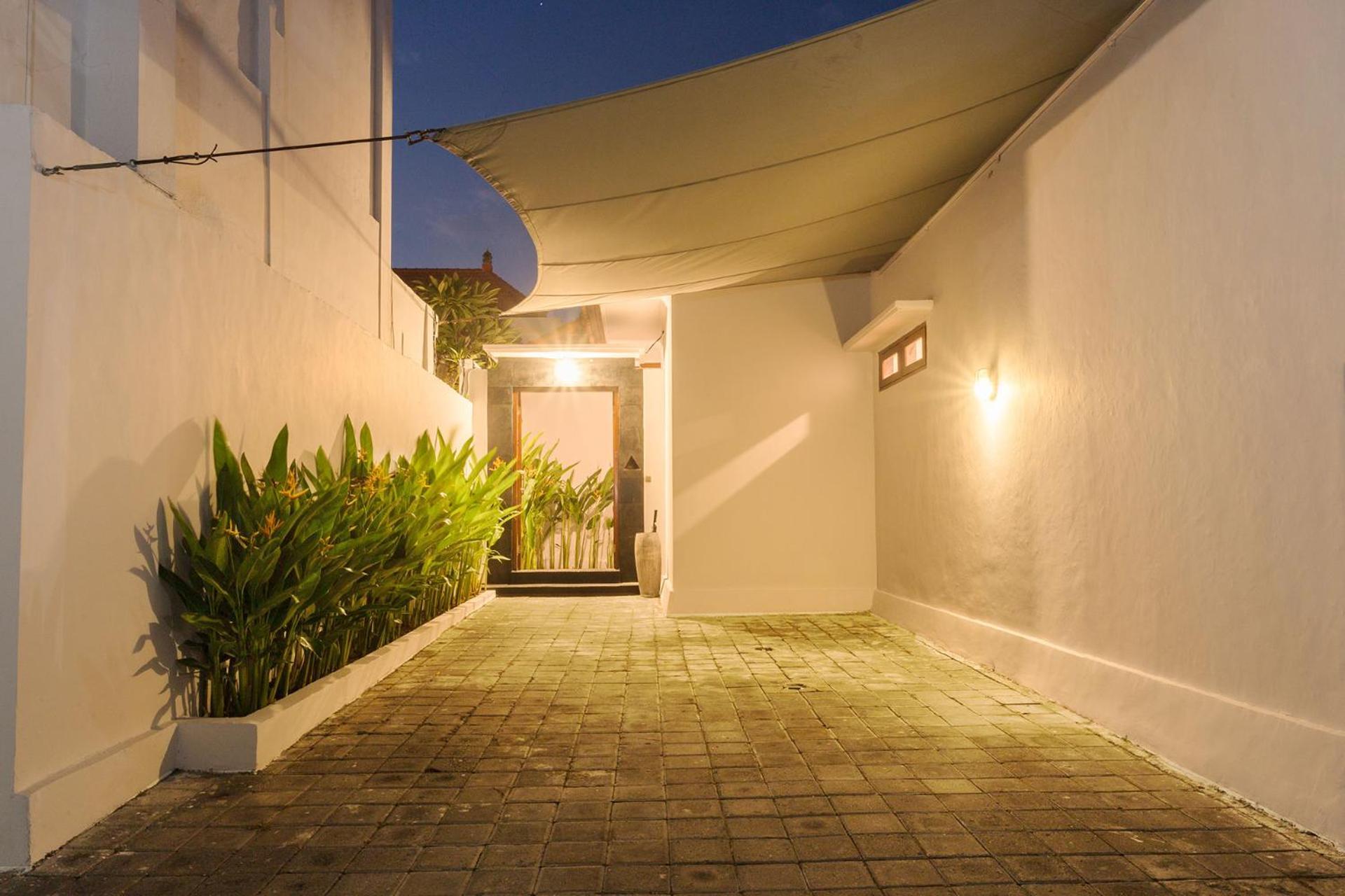 Maisaba Seminyak Loft & Villas エクステリア 写真